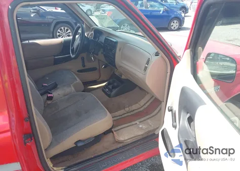 2000 Ford Ranger Super Cab from USA, damaged, VIN 1FTYR14V1YTA36861